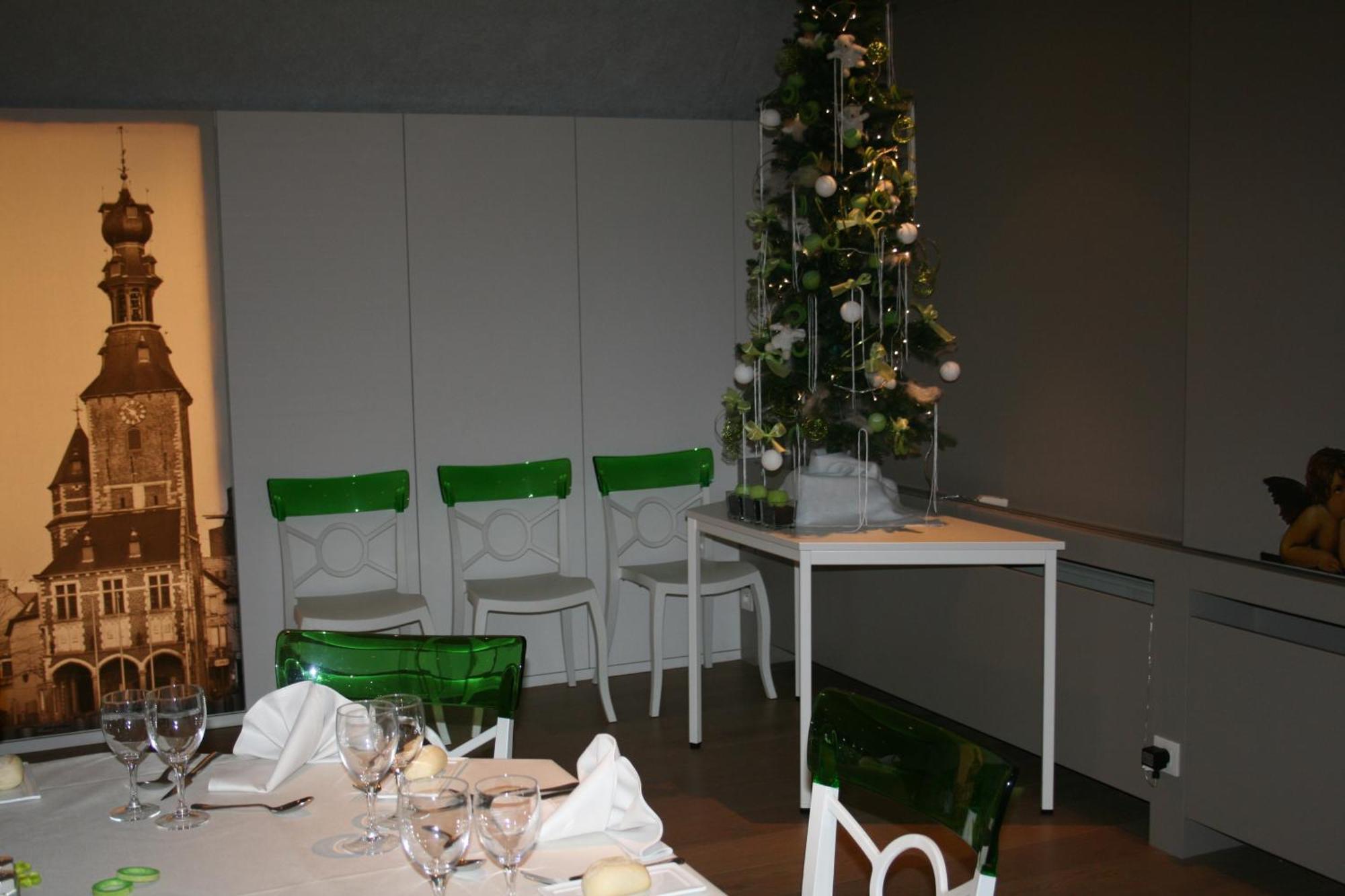 Hotel Shamrock Tielt Exteriör bild